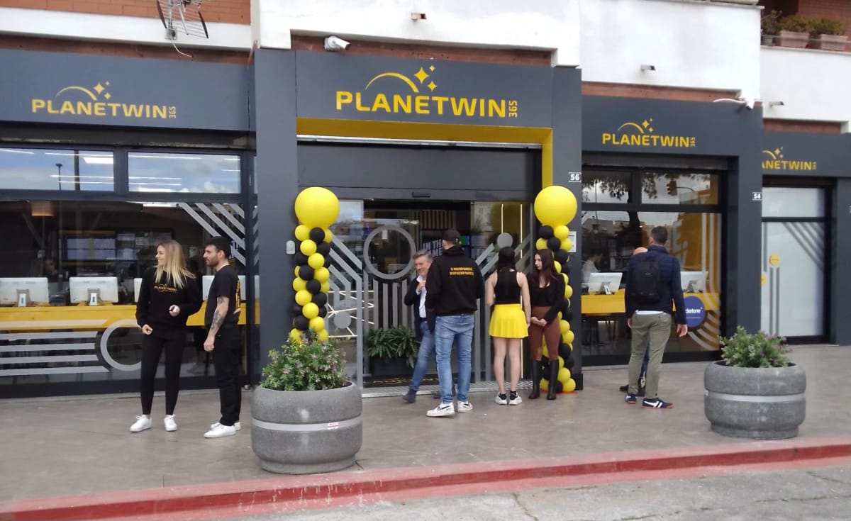 Divertimento e vincite PlanetWin 365 Casinò